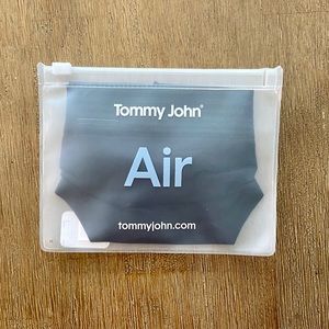 Tommy John Air Thong Black